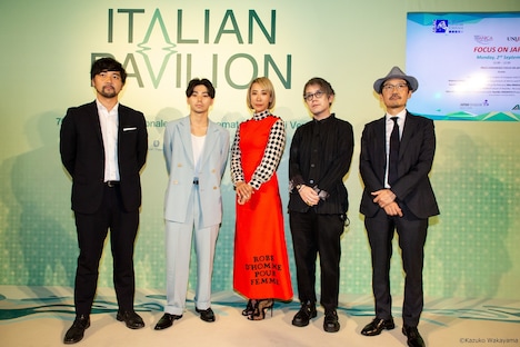 左から二宮直彦、村上虹郎、蜷川実花、池田史嗣、天野和人。