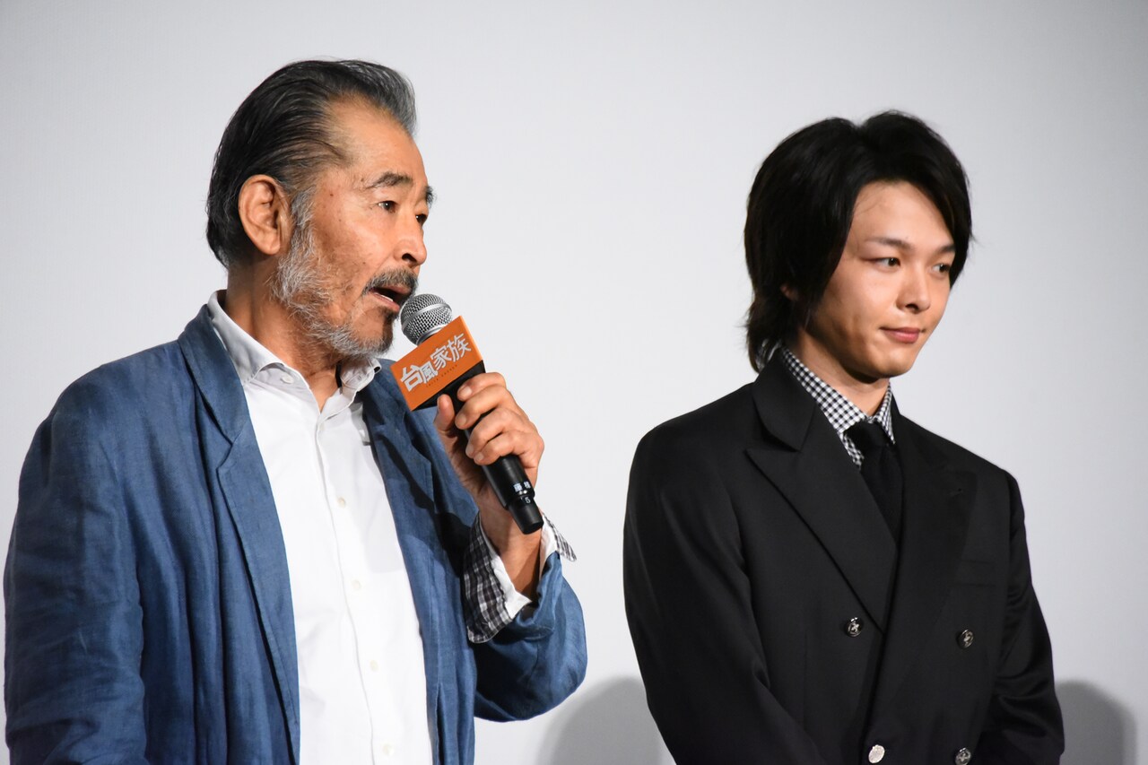 左から藤竜也、中村倫也。 [画像・動画ギャラリー 17/22] - 映画ナタリー