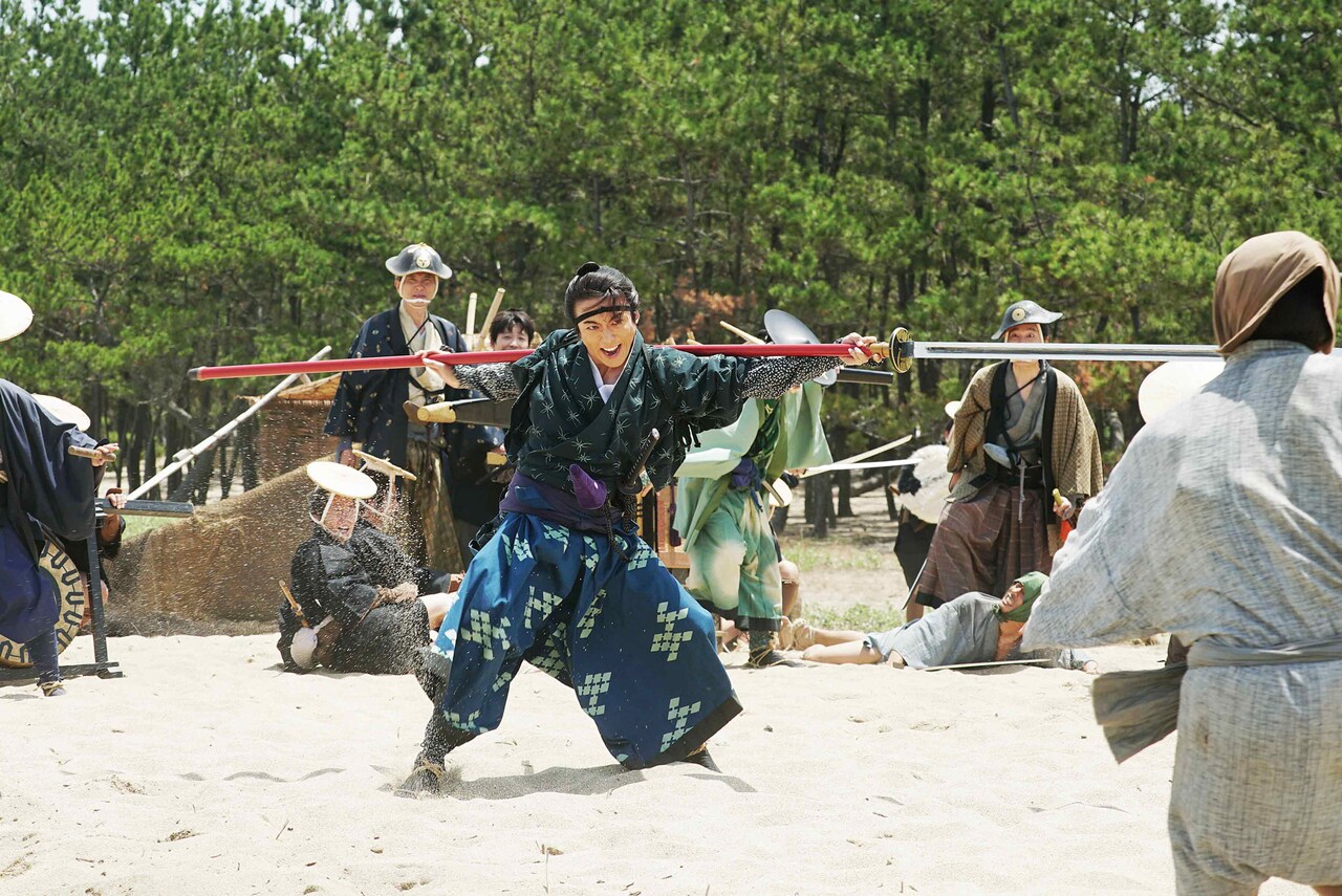 「引っ越し大名！」高橋一生演じる豪快な武士が大立ち回り、メイキング＆本編映像