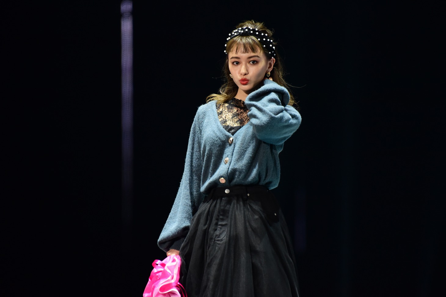 山本舞香