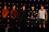 左から神尾楓珠、吉野北人、川村壱馬、山田裕貴、一ノ瀬ワタル。