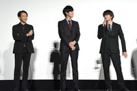 左から永山たかし、岩永徹也、稲葉友。