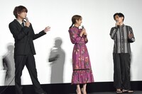 左から稲葉友、堀田茜、久保田悠来。