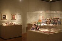 「映画雑誌の秘かな愉しみ」より「戦後の映画雑誌」コーナーの様子。