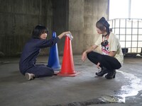 「シンデレラ地獄へ行く」