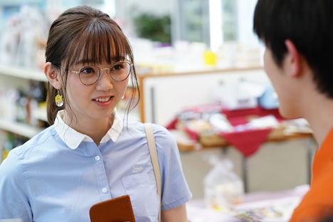 「羊とオオカミの恋と殺人」より、江野沢愛美演じる川崎春子。