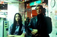 「イントゥ・ザ・サン」 (c)2005 Columbia TriStar Home Entertainment, Inc.