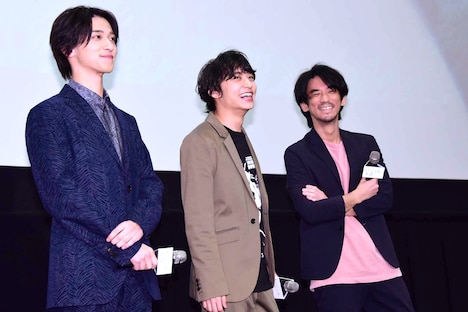 左から横浜流星、松岡広大、菅原大樹。