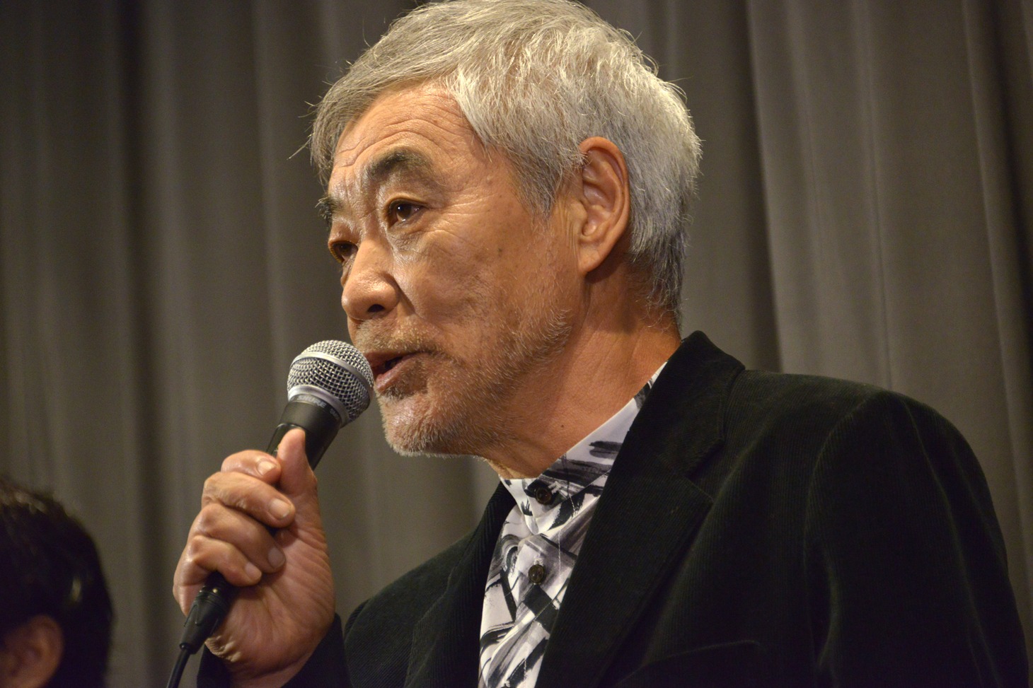 柄本明