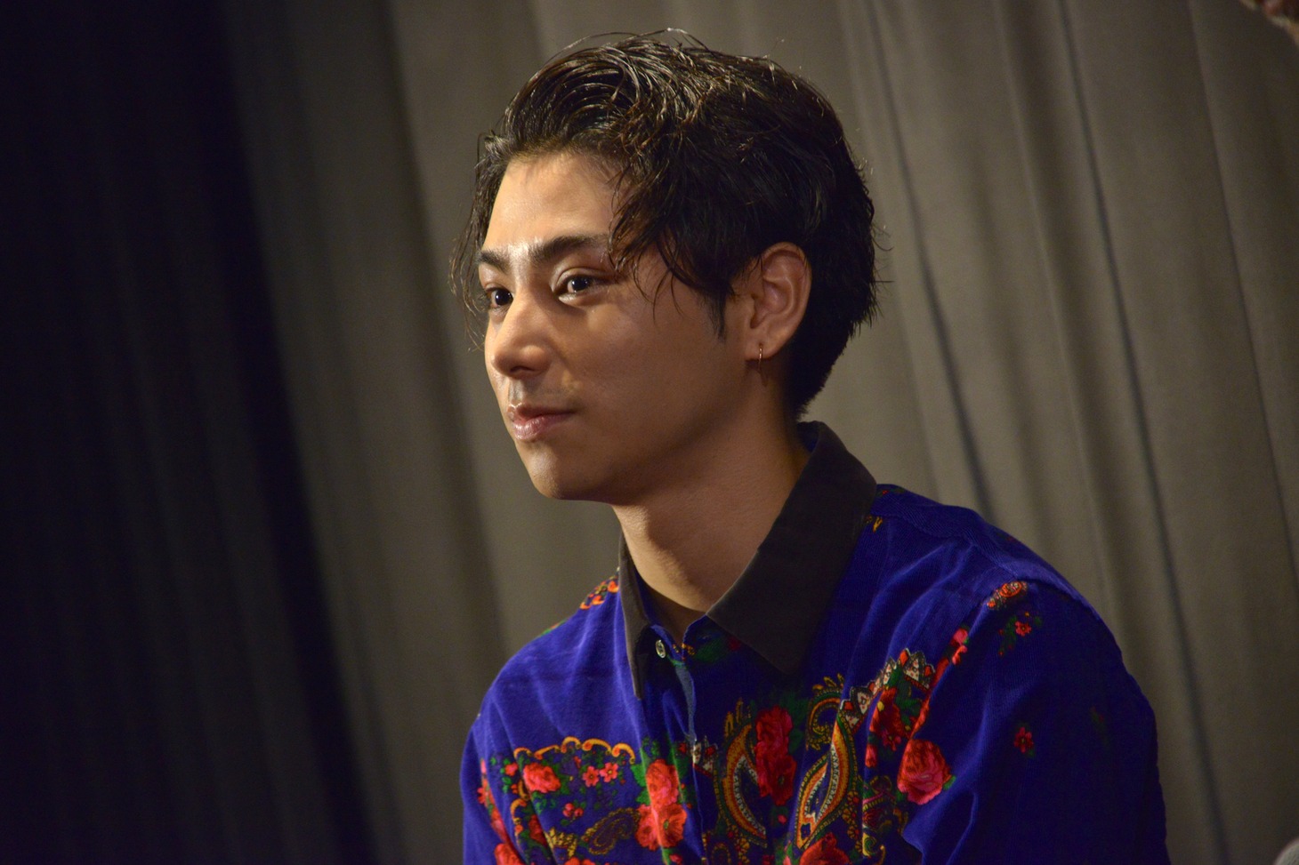 村上虹郎