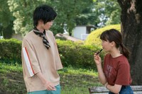 「主人公」第3話より。左から小野寺晃良演じる濱口大介、上原実矩演じる大平春菜。