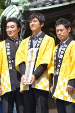 左から池田鉄洋、西島秀俊、伊藤淳史。