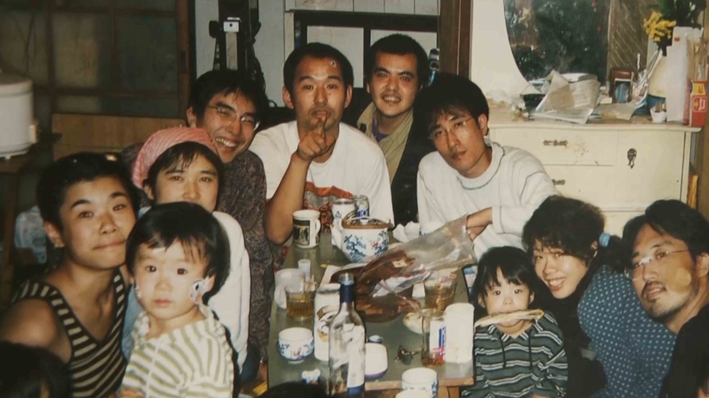 「沈没家族 劇場版」 (c)おじゃりやれフィルム