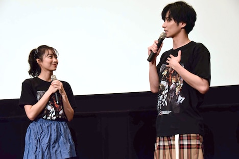 左から高田夏帆、武田航平。