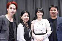 「ホームステイ ボクと僕の100日間」舞台挨拶の様子。左からティーラドン・スパパンピンヨー、森絵都、チャープラン・アーリークン、パークプム・ウォンプム。