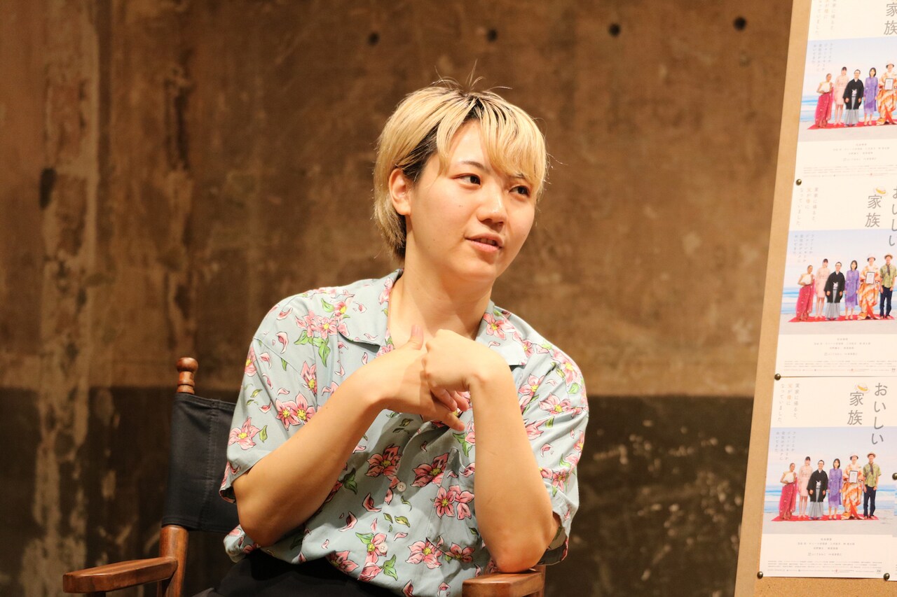 「おいしい家族」監督・ふくだももこがWeb番組に登場、創作活動を語る