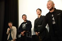 左から豊田利晃、渋川清彦、MIU、仲野茂。