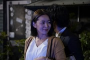 「性の劇薬」より、階戸瑠李演じる綾香。