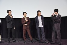 左からTAKAHIRO、岡田義徳、相島一之、前田公輝。