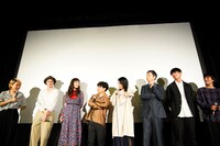 「おいしい家族」初日舞台挨拶の様子。