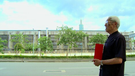 「台湾、街かどの人形劇」