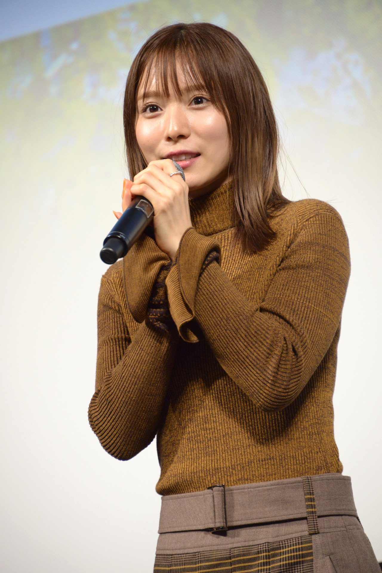 松岡茉優