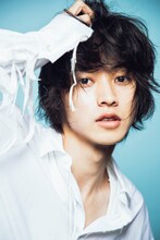 「山崎賢人2020年カレンダー」