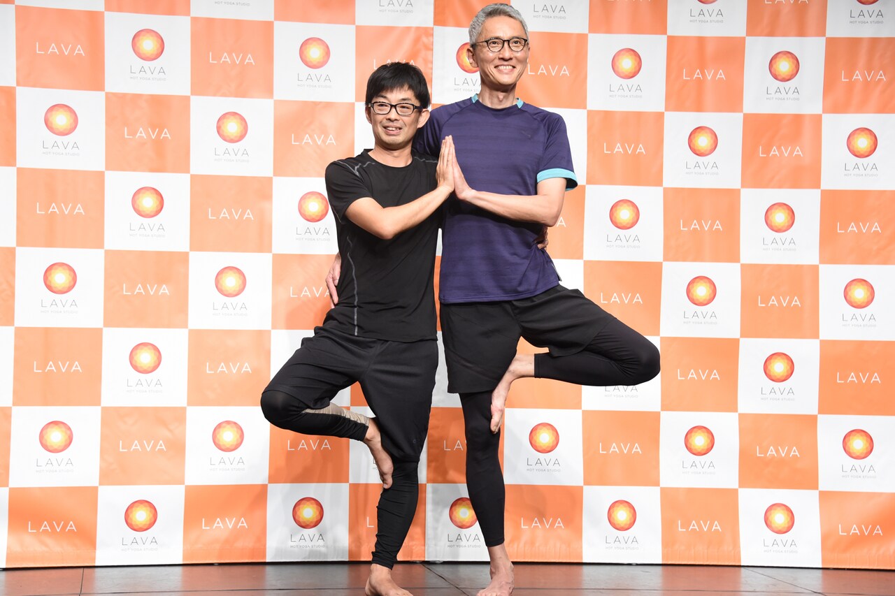 「ヒキタさん」松重豊が“夫婦ヨガ”体験「横に北川景子さんがいるつもりで」