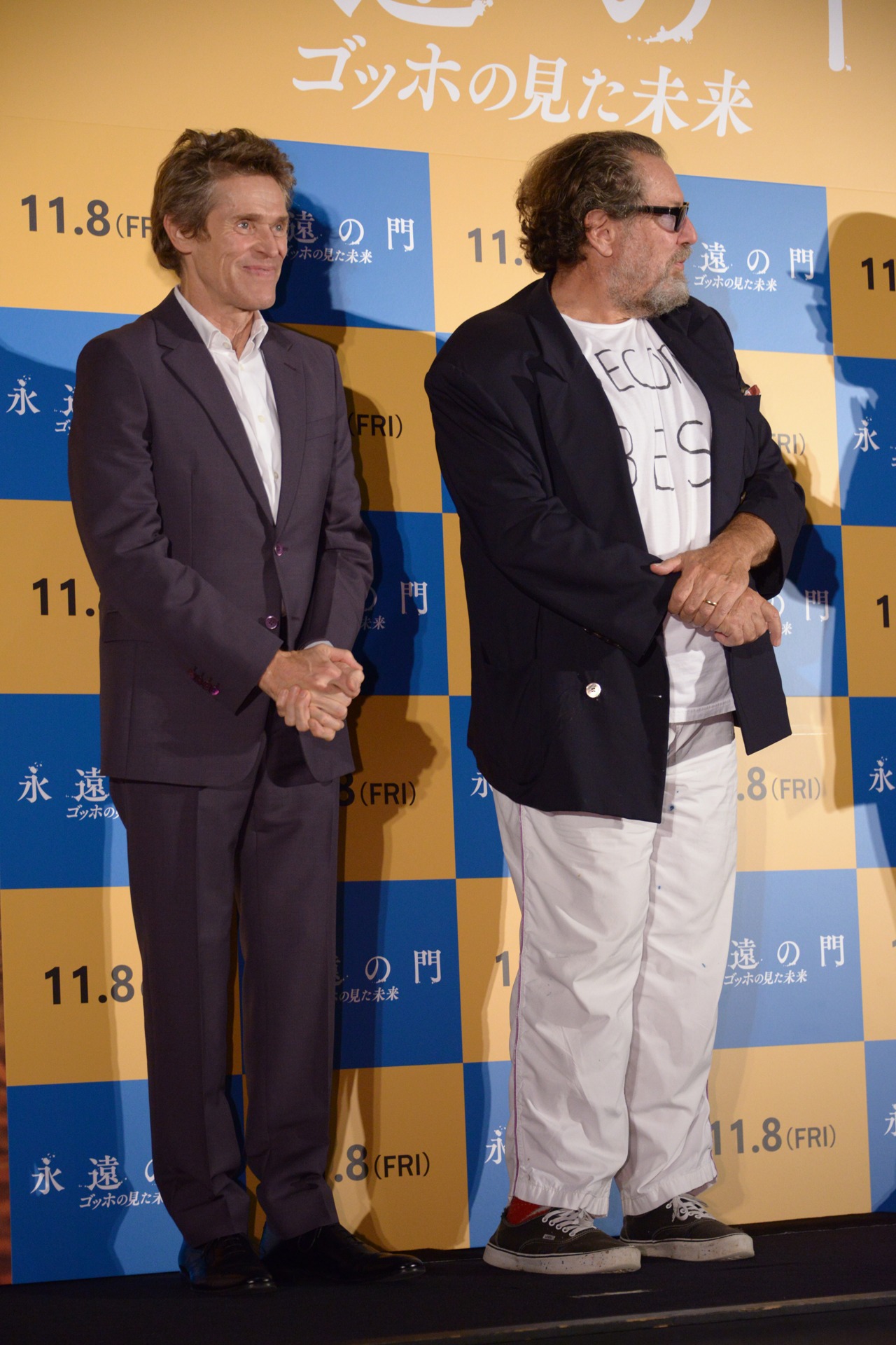 左からウィレム・デフォー、ジュリアン・シュナーベル。