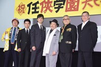 「任侠学園」初日舞台挨拶の様子。
