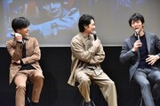 左から岩田剛典、ディーン・フジオカ、佐々木蔵之介。