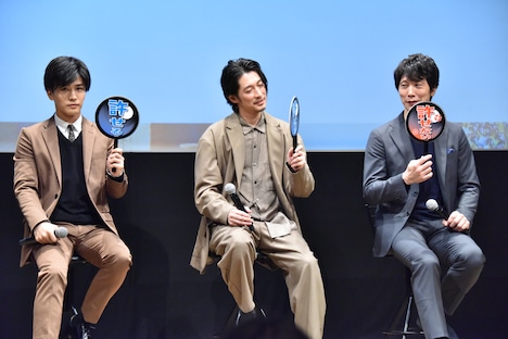 左から岩田剛典、ディーン・フジオカ、佐々木蔵之介。