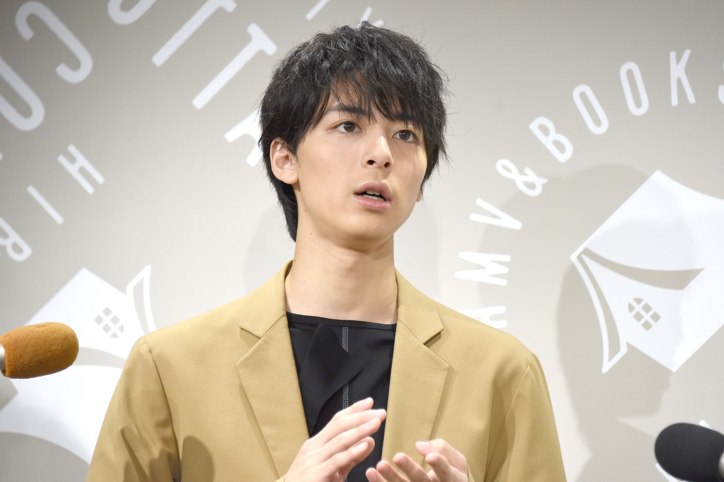 高杉真宙