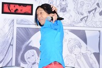 「写真撮ってください！」とアピールする永野。