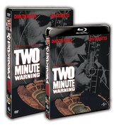 「パニック・イン・スタジアム」のBlu-rayとDVDのパッケージ。