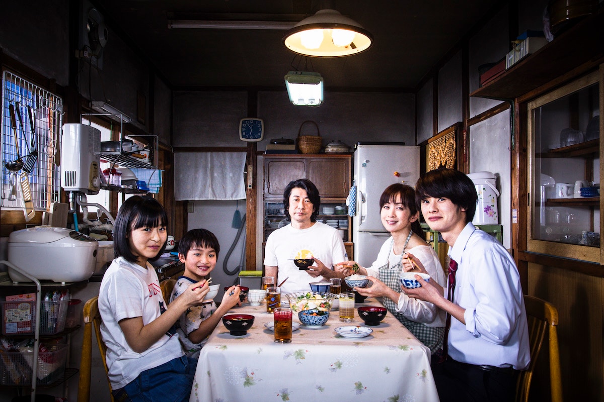赤味噌？白味噌？味噌汁の味で揉める兄妹に母は…「最初の晩餐」特別映像