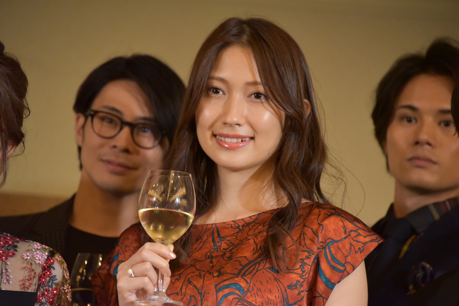 大野いと