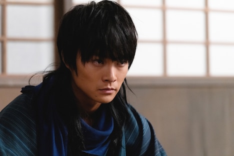 「下忍 赤い影」