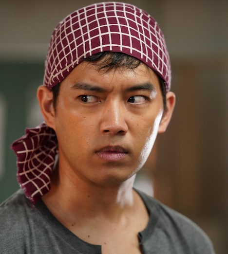 三浦貴大演じる坂浦眞澄。