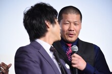 一ノ瀬ワタル（後列）