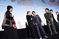 映画「HiGH&LOW THE WORST」初日舞台挨拶の様子。