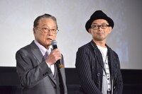 左から伊東四朗、細川徹。