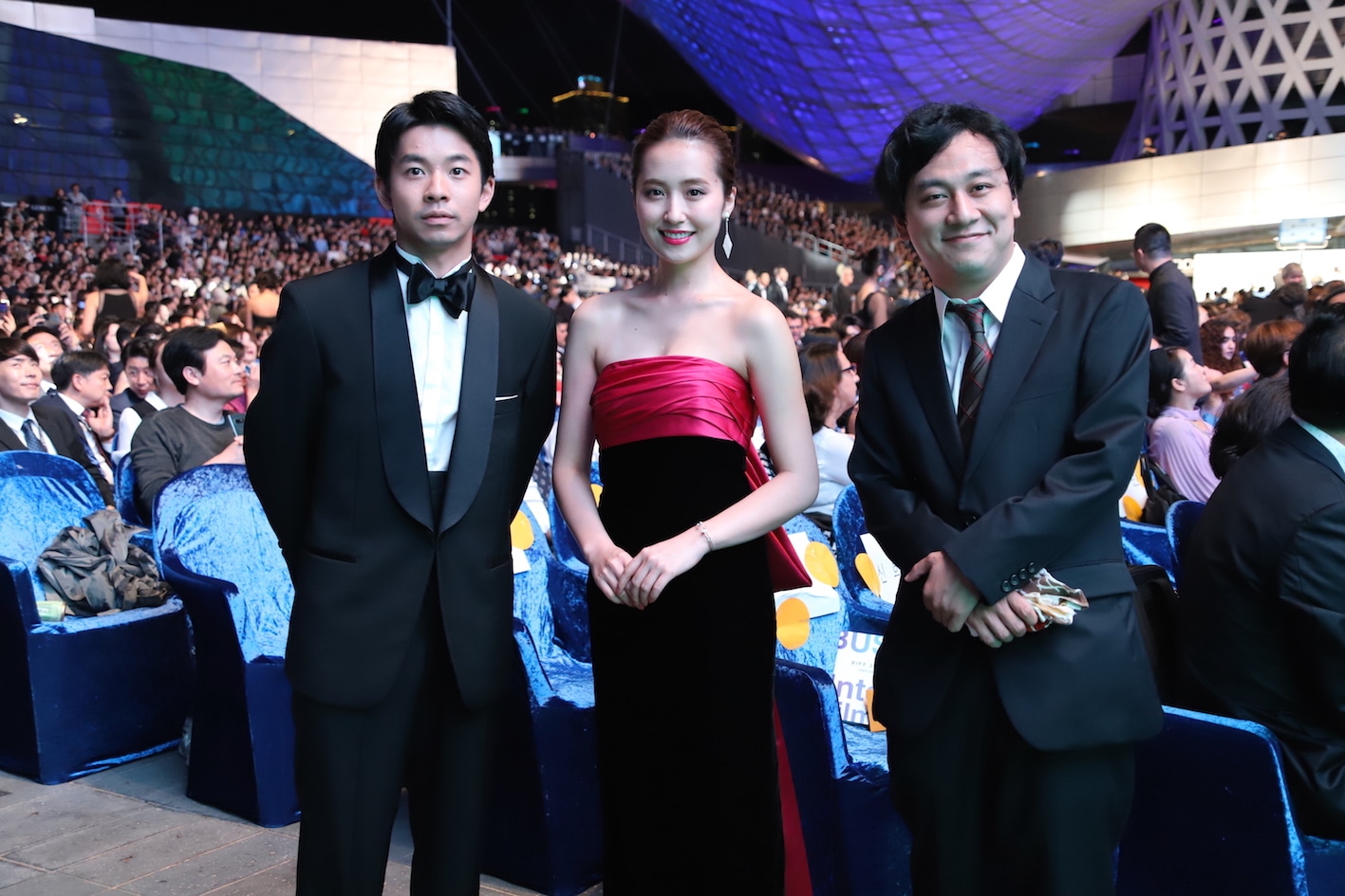 第24回釜山国際映画祭の様子。左から仲野太賀、衛藤美彩、中川龍太郎。
