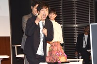 ローストビーフを食べる生田斗真。