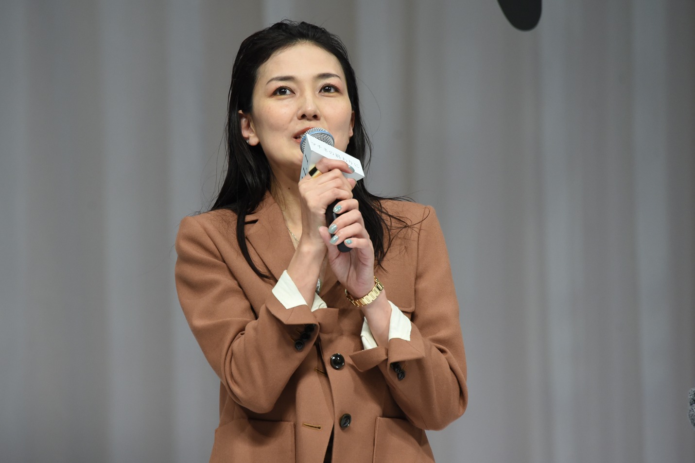 板谷由夏