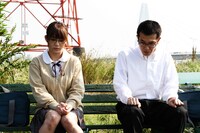 「悦子のエロいい話～あるいは愛でいっぱいの海～」 (c)2011「悦子のエロいい話」製作委員会