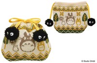 「となりのトトロ ぽんぽんクロスケシリーズ 巾着 かくれんぼクロスケ」（税別1800円）