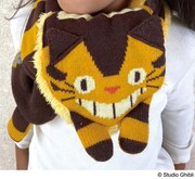 「となりのトトロ ネコバスマフラー」（税別2300円）