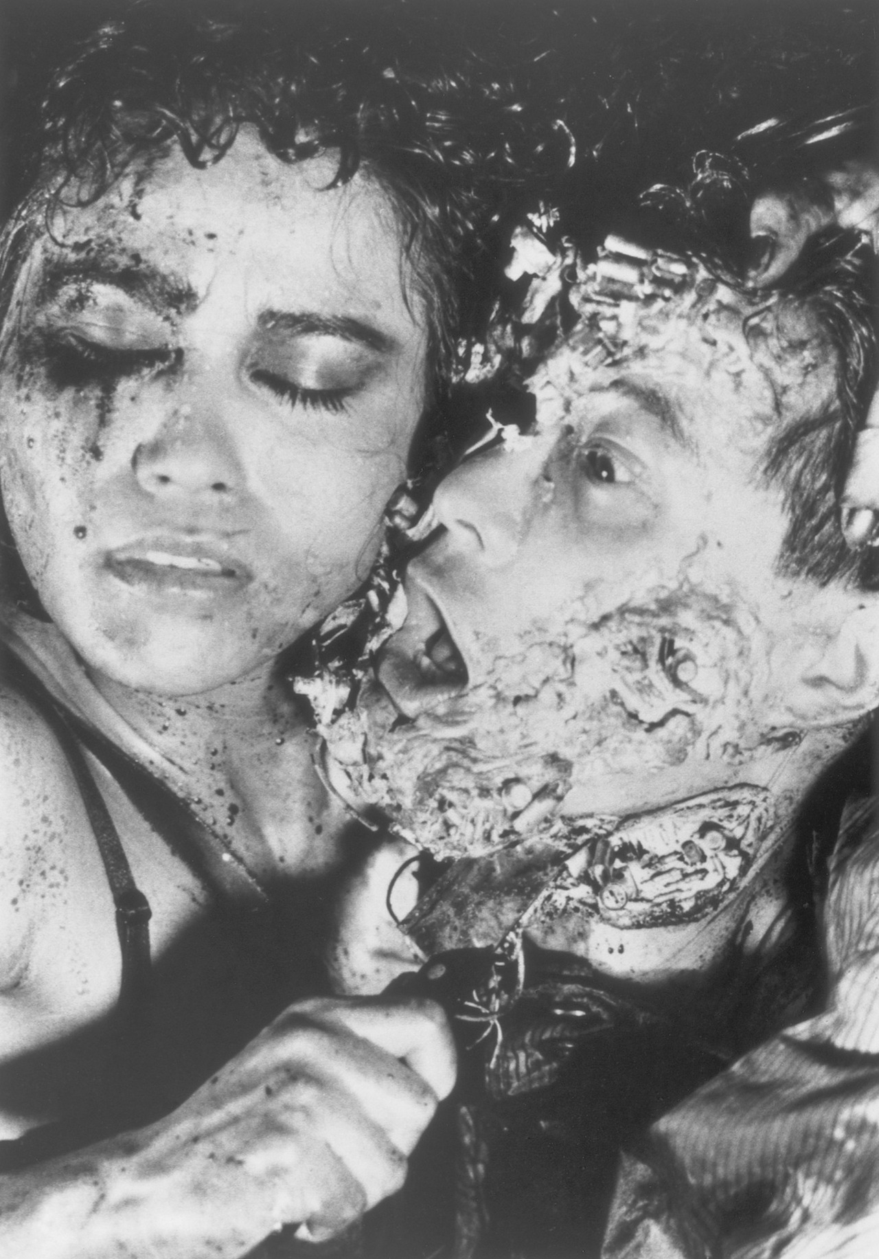 「鉄男」 (c)1993 SHINYA TSUKAMOTO/KAIJYU THEATER