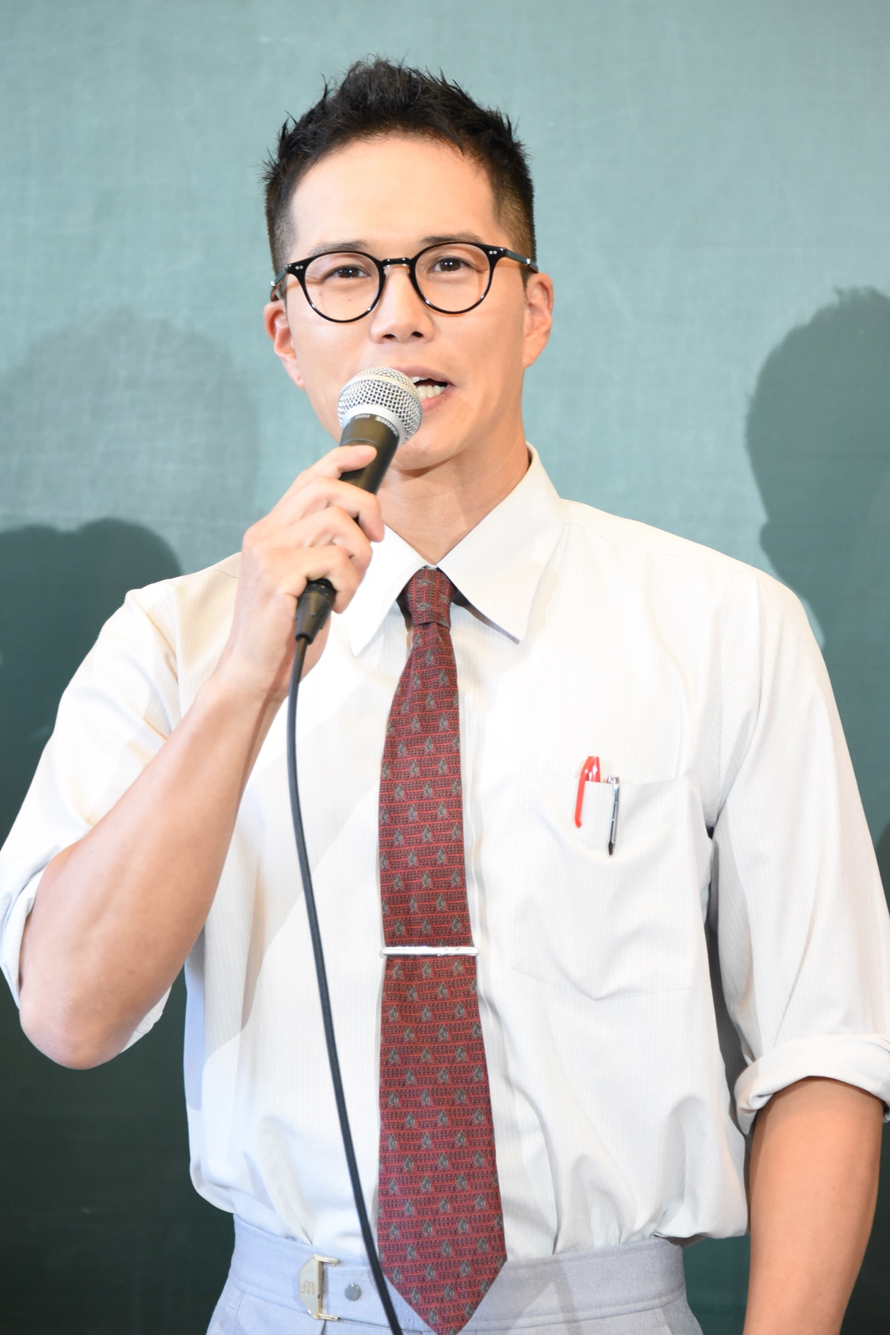 市原隼人